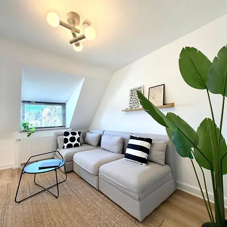 Moderne 3 Nahe Dus, Cgn & Essen! Neu